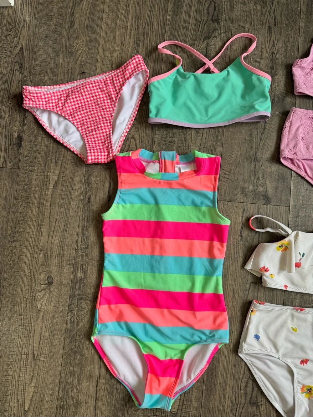Girls Gap, Old Navy & Target Swimsuit Bundle- Sizes 6-8